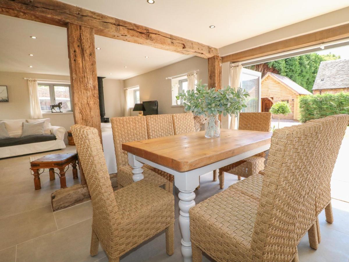 Upper Barn Villa Stafford Luaran gambar