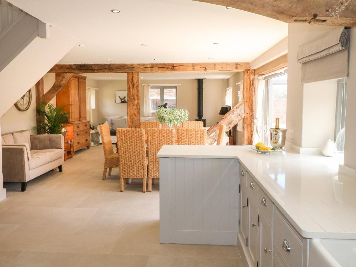 Upper Barn Villa Stafford Luaran gambar